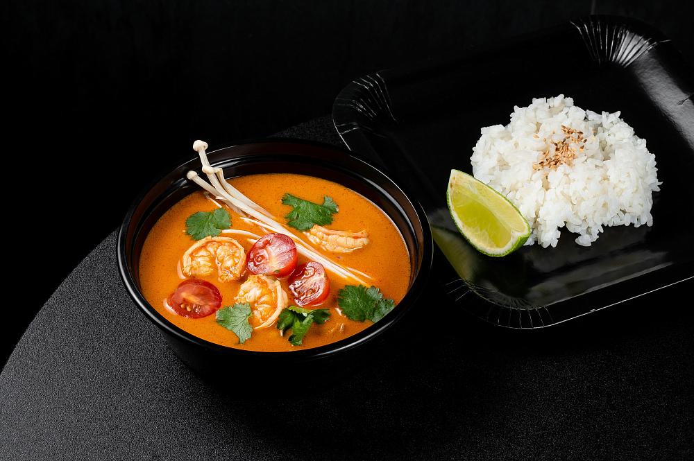 Суп Том Ям с тигровыми креветками